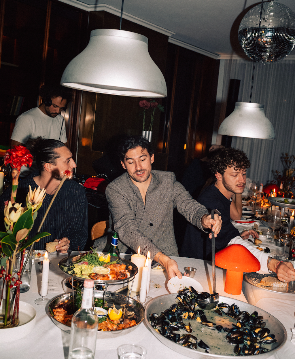 SUP(P)ER SUPPER VOL. 3